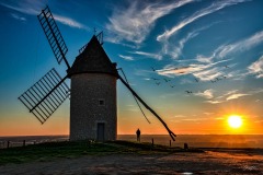 Moulin en haut de la colline Moulin en haut de la colline